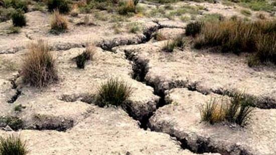  ۴۰۵دشت در وضعیت ممنوعه/کسری آب زیرزمینی با یک سال جبران نمی شود